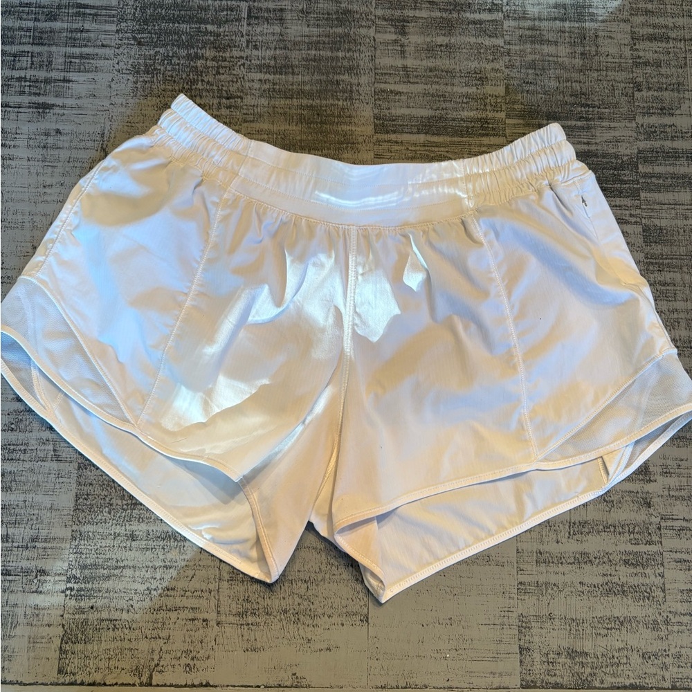 lululemon white hotty hot shorts